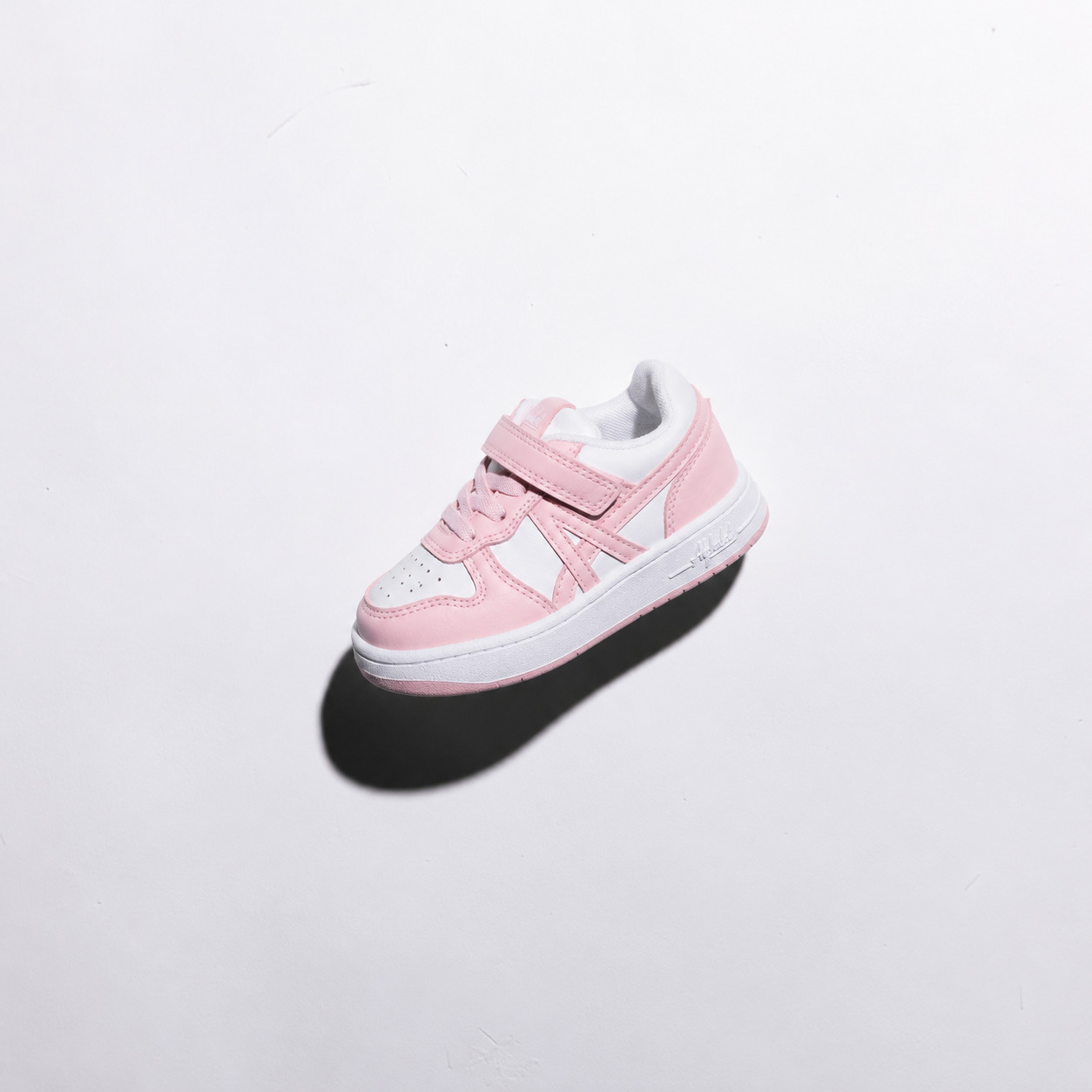 Wattles Pink/White — Front